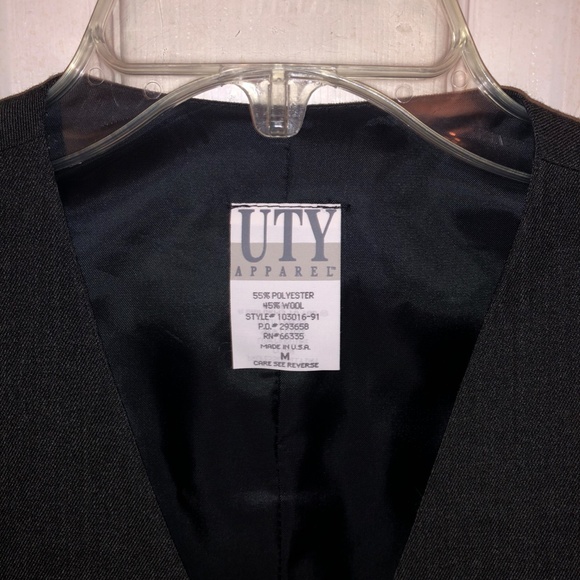 Vest - Picture 2 of 5